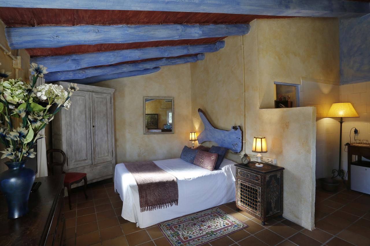 Hostal Blau Peratallada Exterior photo