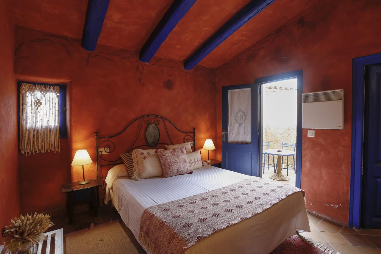 Hostal Blau Peratallada Exterior photo