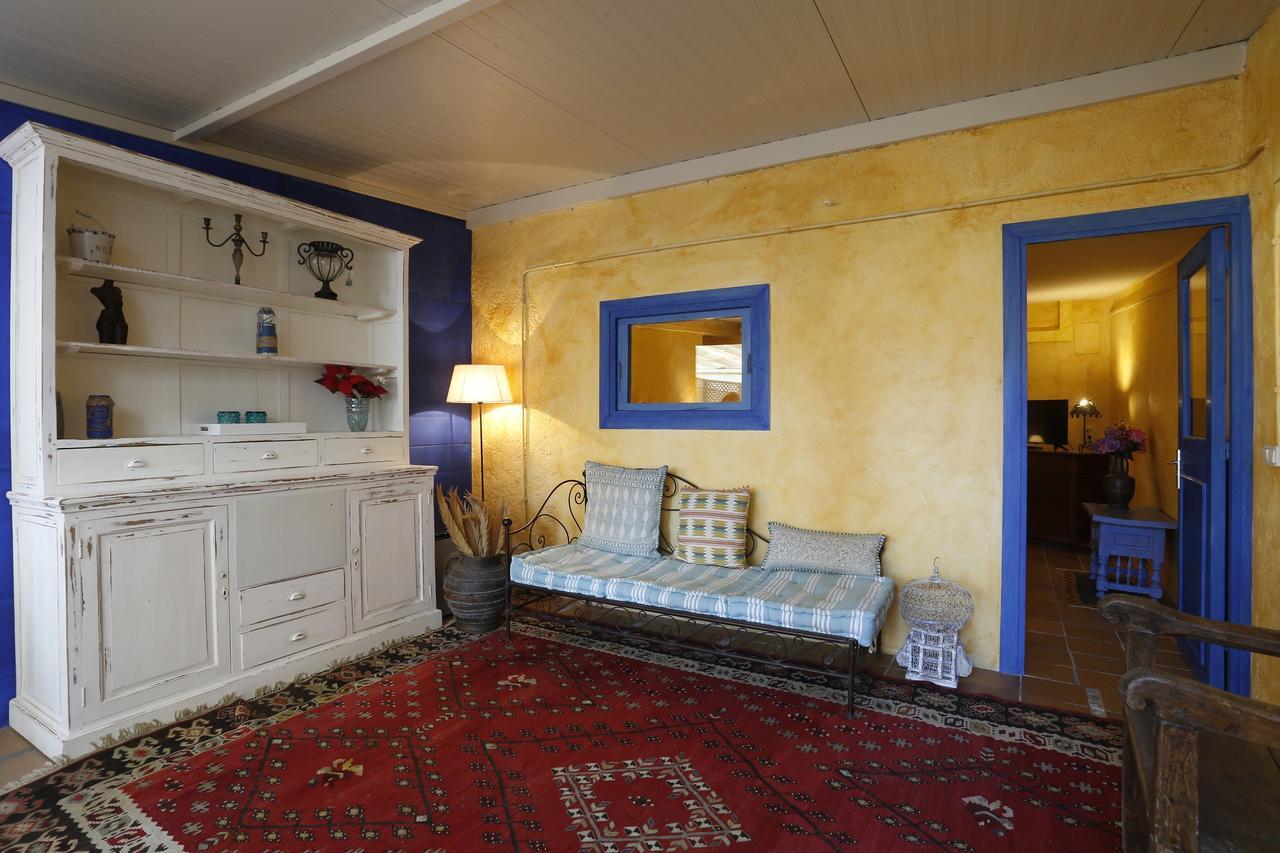 Hostal Blau Peratallada Exterior photo